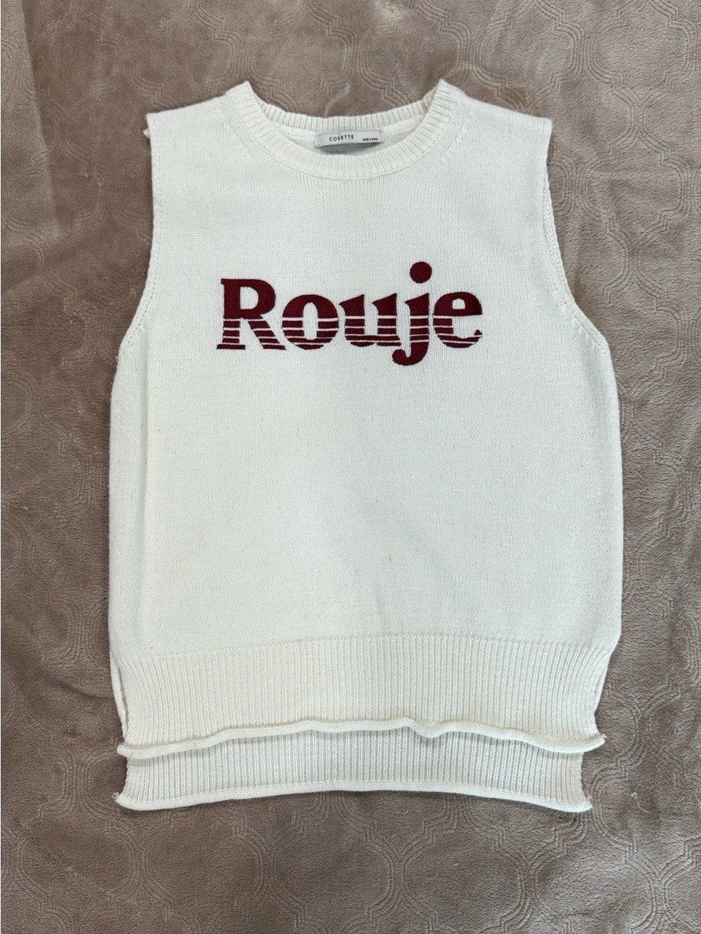 Rouje Vest